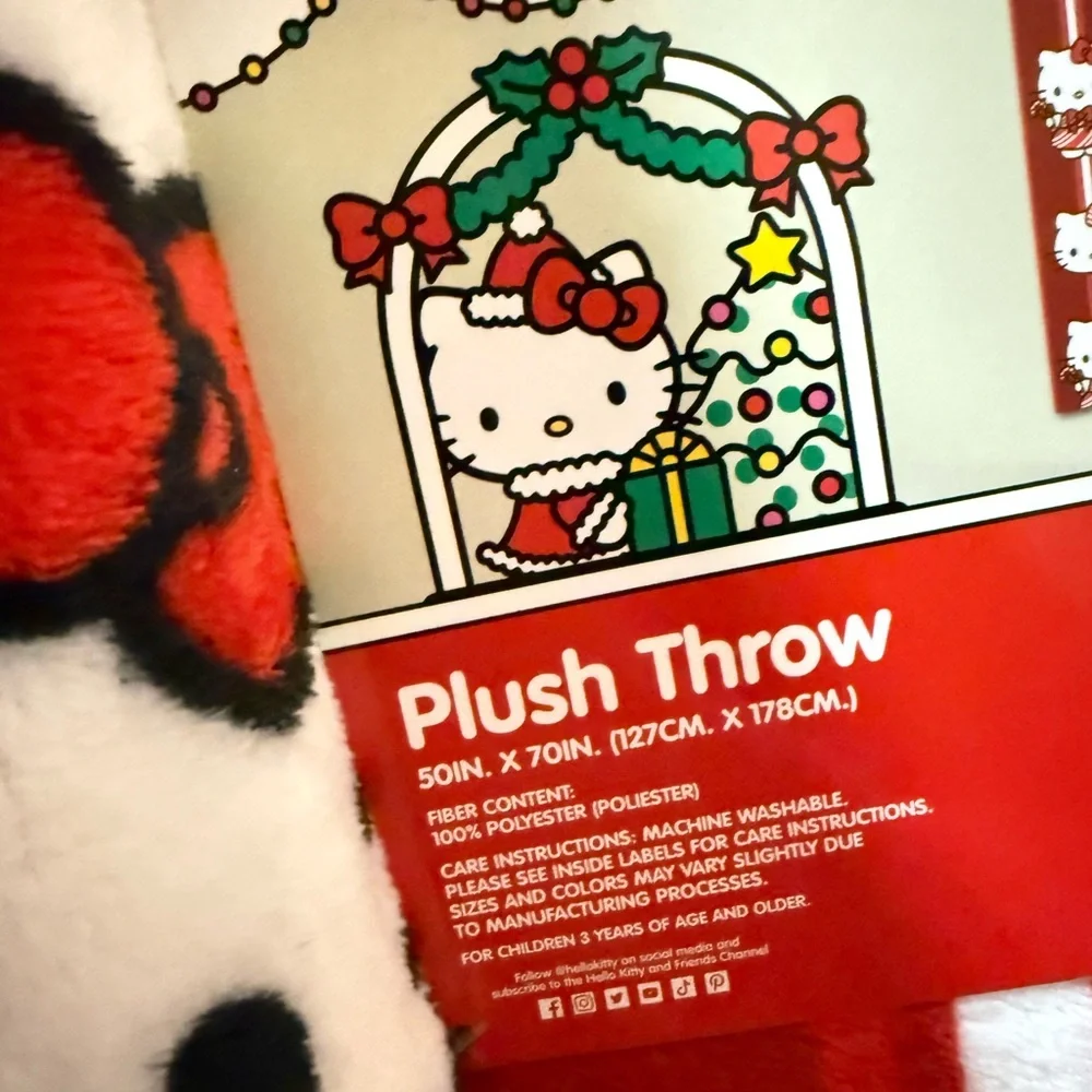 Plush throw hello kitty - Picture 3 of 4